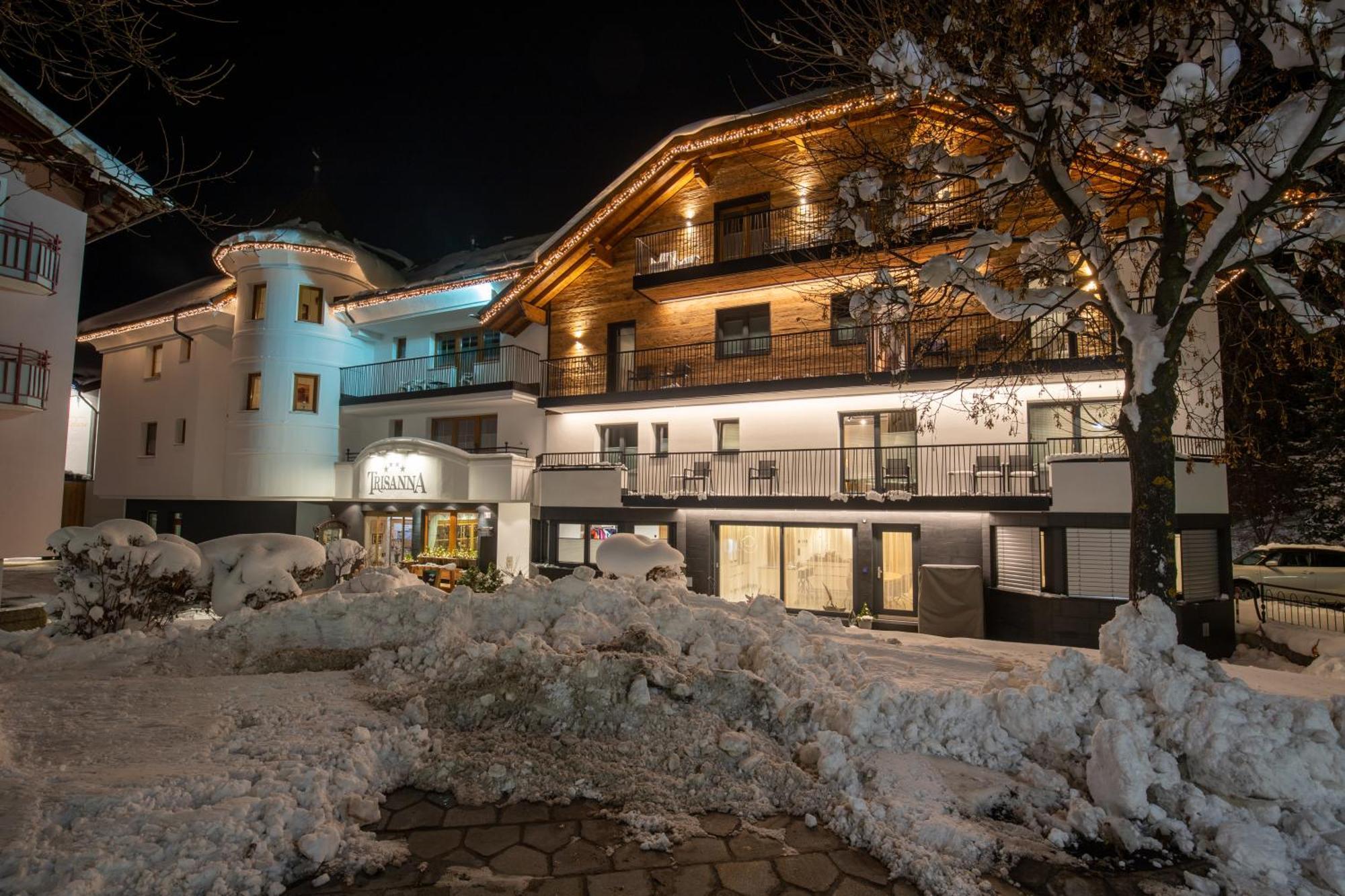 Alpenresidenz Trisanna Bed & Breakfast Ischgl Exterior photo