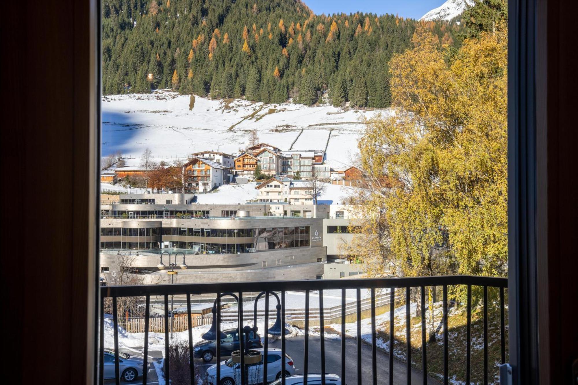 Alpenresidenz Trisanna Bed & Breakfast Ischgl Exterior photo